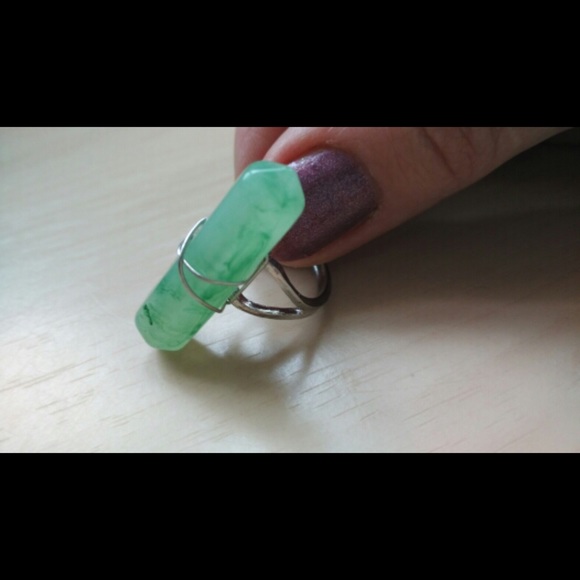 Ring - Picture 2 of 3